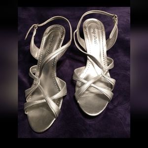 Easy Street size 10 heels